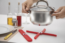 WEDO Design-Topfuntersetzer aus Silikon, klappbar, rot