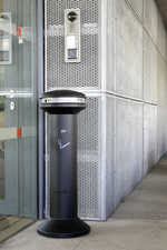 Rubbermaid Standascher Infinity Hohe Kapazität, rund,schwarz