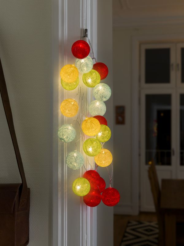 Konstsmide 3136-503 - LED Dekolichterkette, bunte Baumwollkugeln, groß, 16 warmweiße Dioden, 24V Innentrafo, transparentes Kabel